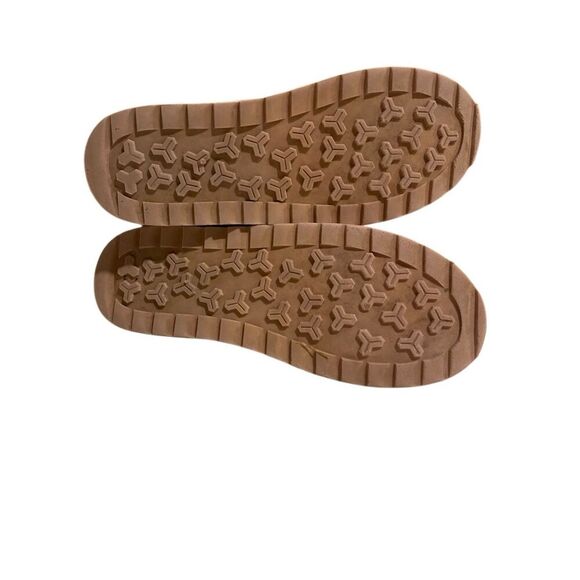 Pink Furry UGG Boots Size 10 Mid Ankle Light Pink Fur Suede - Picture 8 of 16